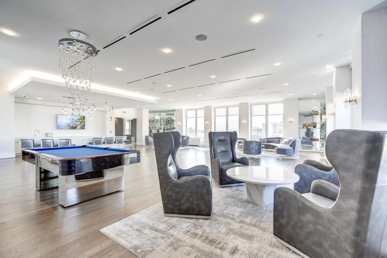 Awesome 1 Bedroom Apt + Den At Crystal City With Gym Arlington Kültér fotó