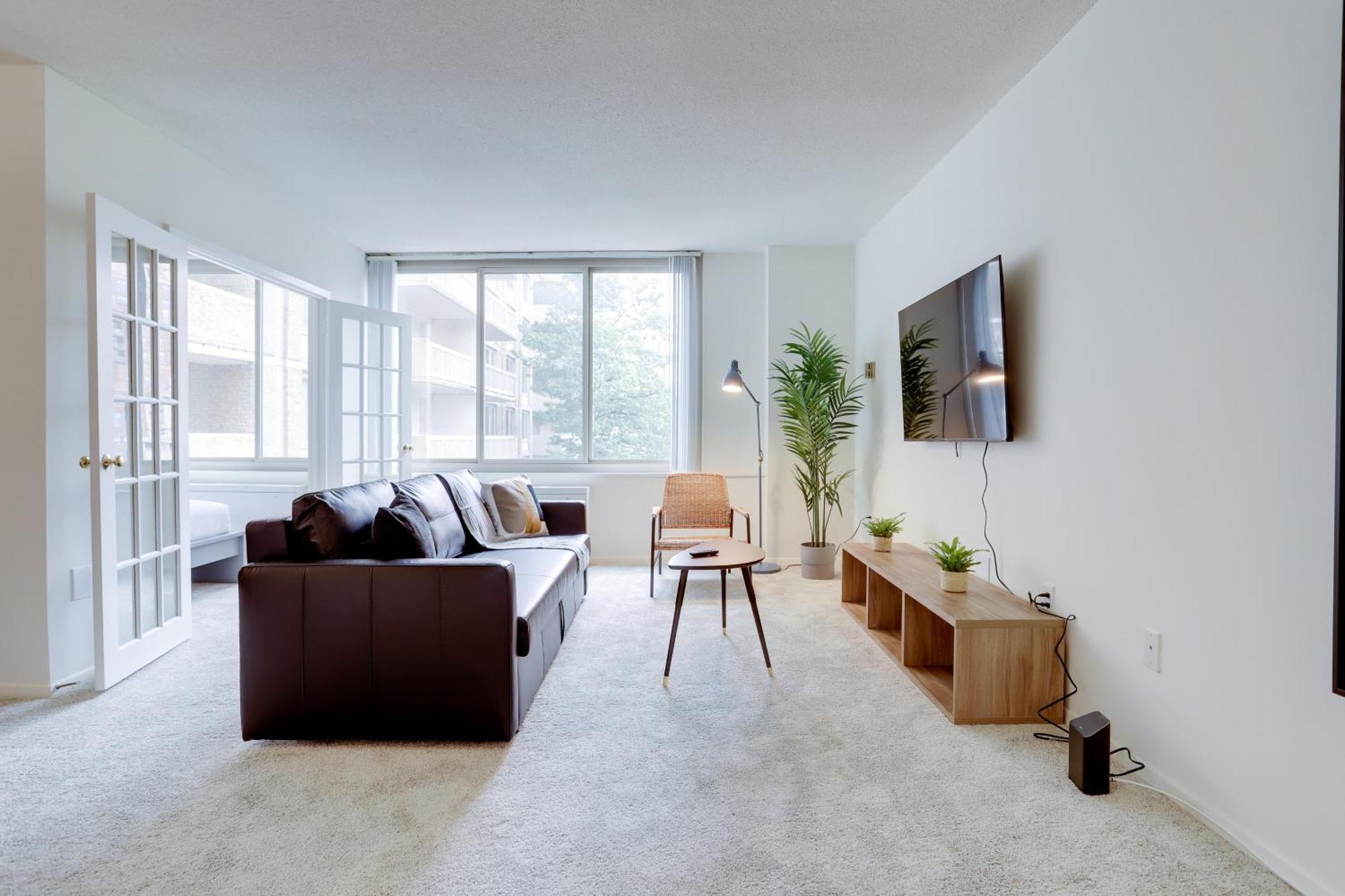 Awesome 1 Bedroom Apt + Den At Crystal City With Gym Arlington Kültér fotó